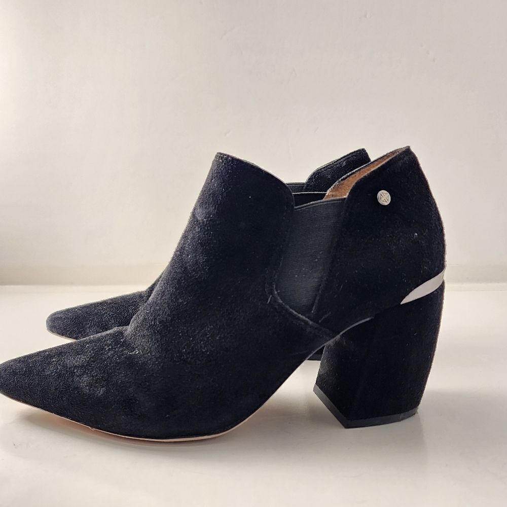Antonio Melani black suede ankle boots 8